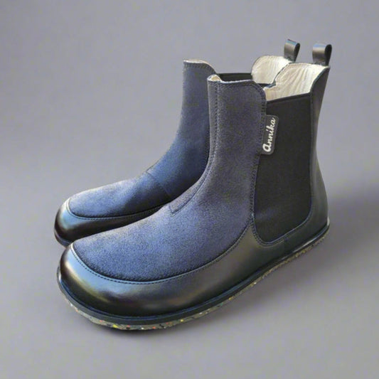 PALUSTRIA Black Barefoot Chelsea Boots