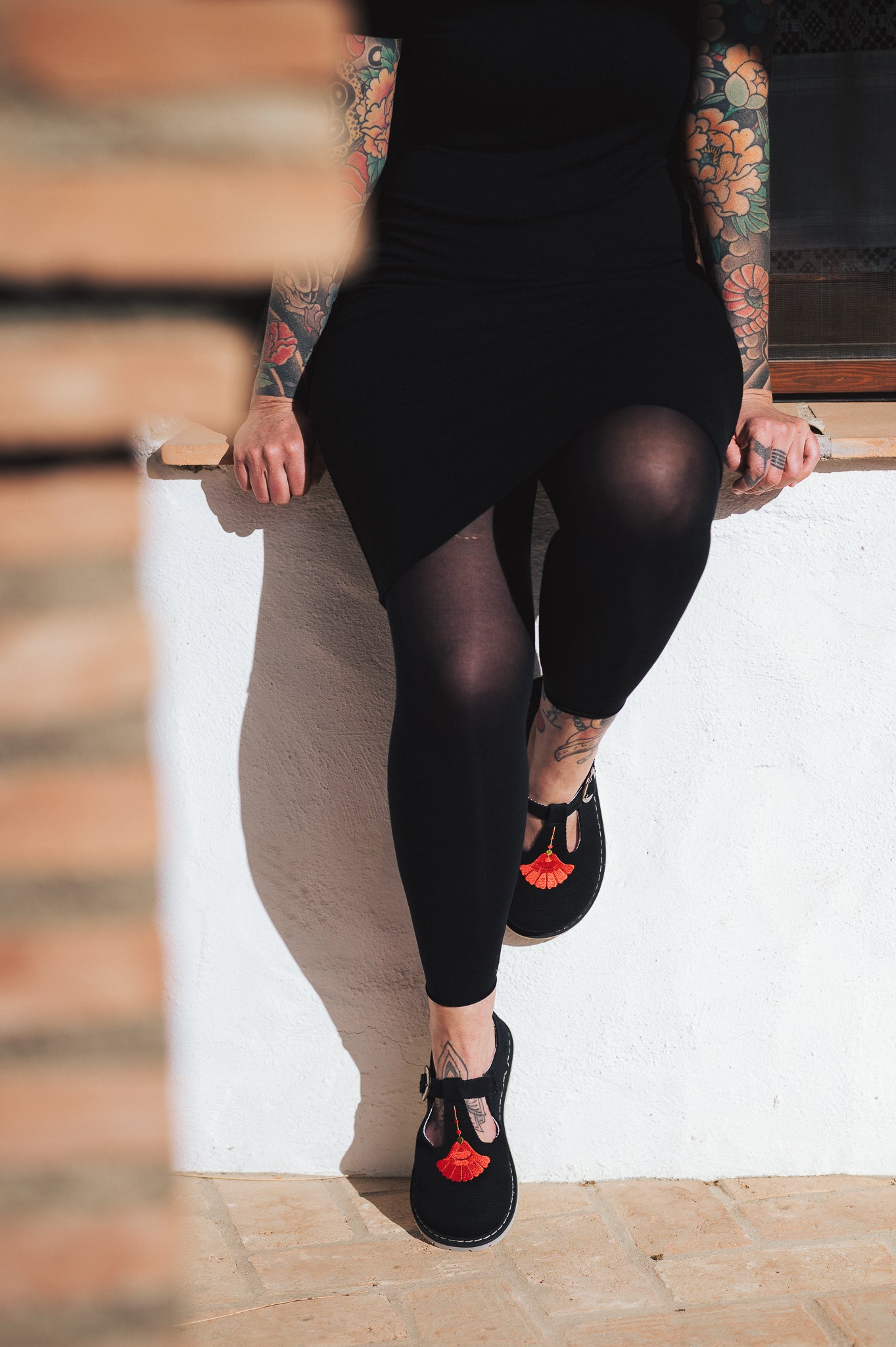 CLAVELES Barefoot Mary Jane shoes (Expected in August)
