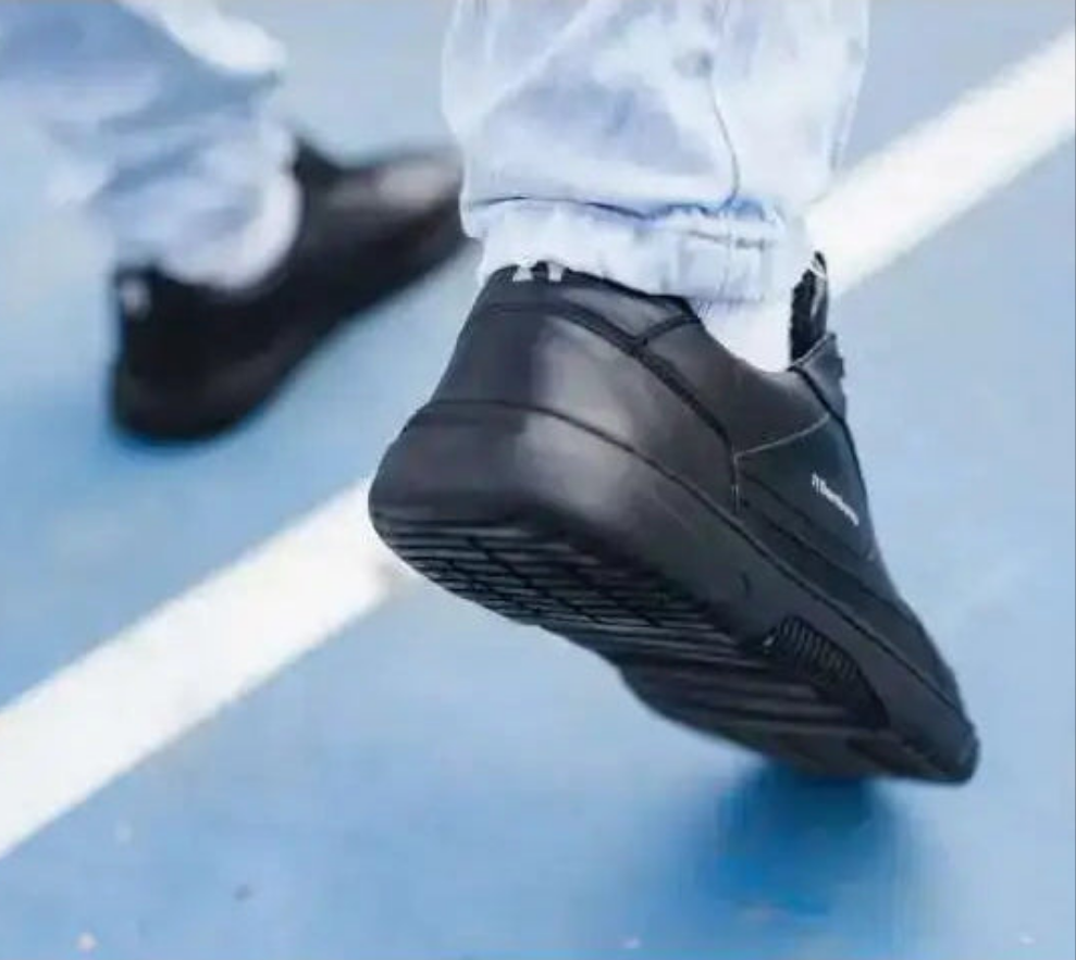 ZING All Black Barefoot Sneakers