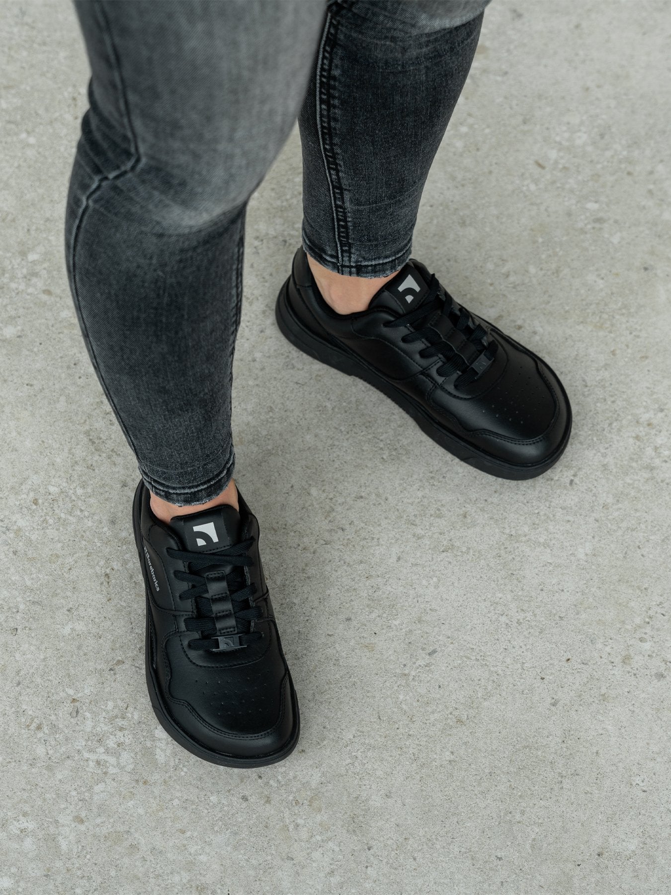 ZING All Black Barefoot Sneakers