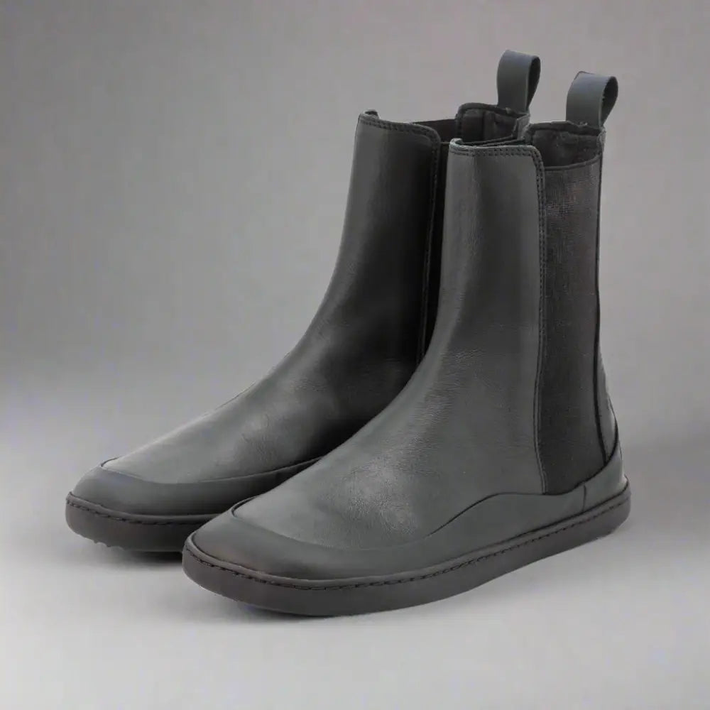VICTORY Shapen Leather Chelsea Boot - VICTORY