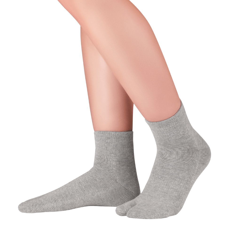 KURZSOCKEN Grey Tabi Socks