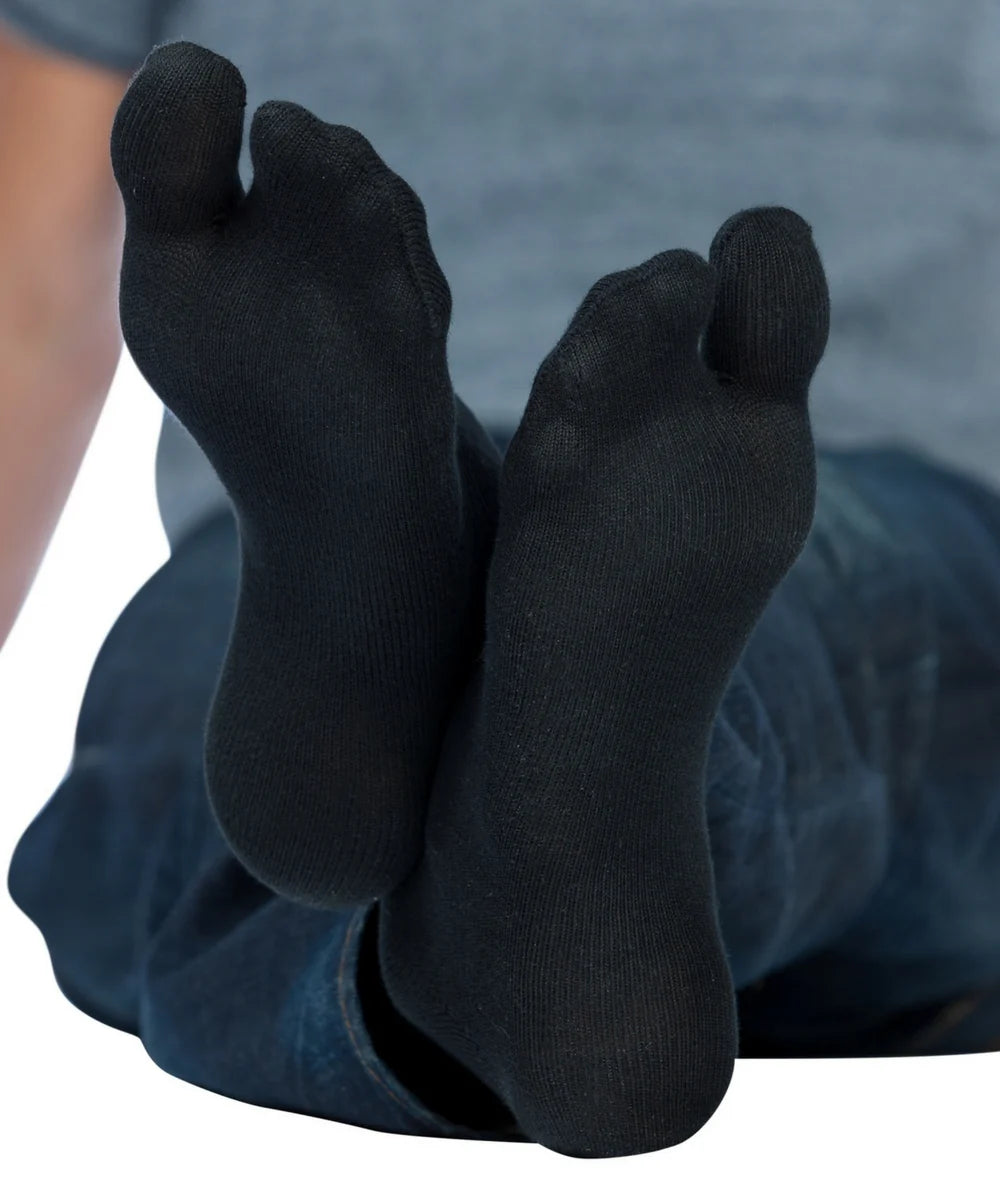 TABI MID-CALF Black split toe socks