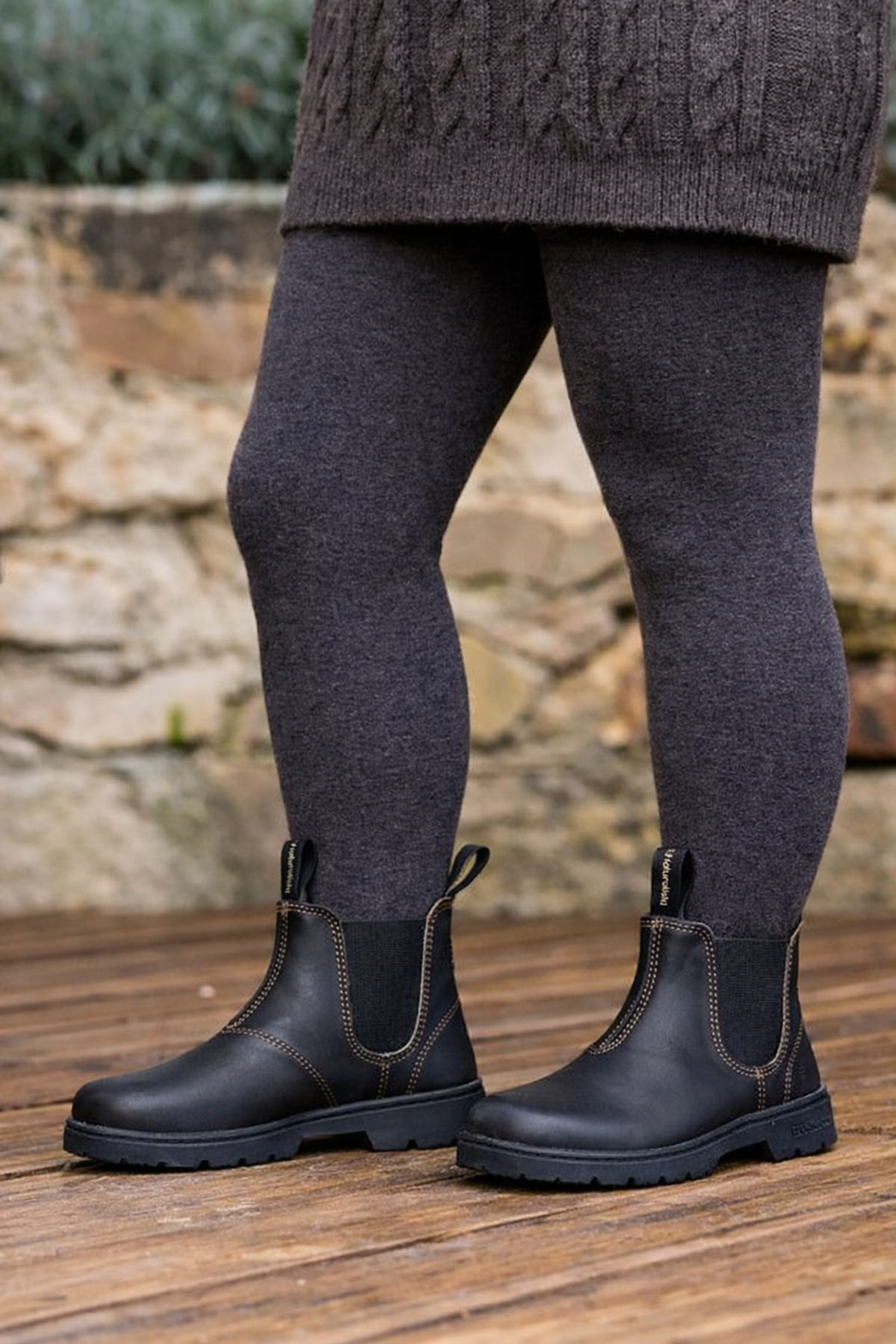 NOMADA N5262 Black Barefoot Chelsea Boots
