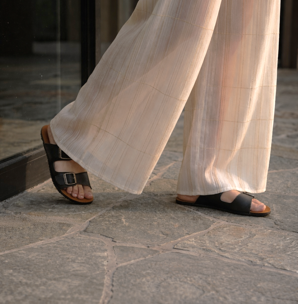 CHAD Black Barefoot Sandals