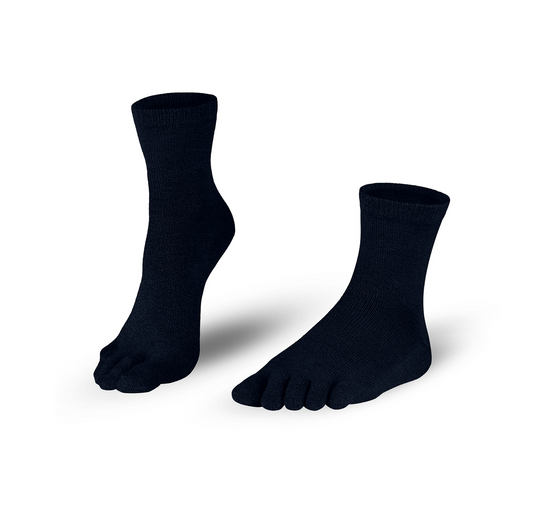 ESSENTIALS QUARTER Black split toe socks