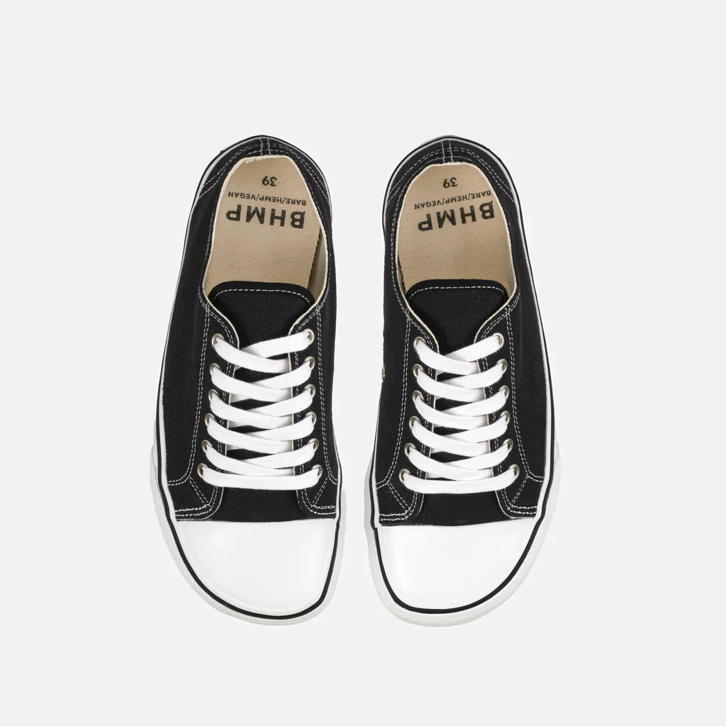 HERLIK Black With Stitching barefoot trainers