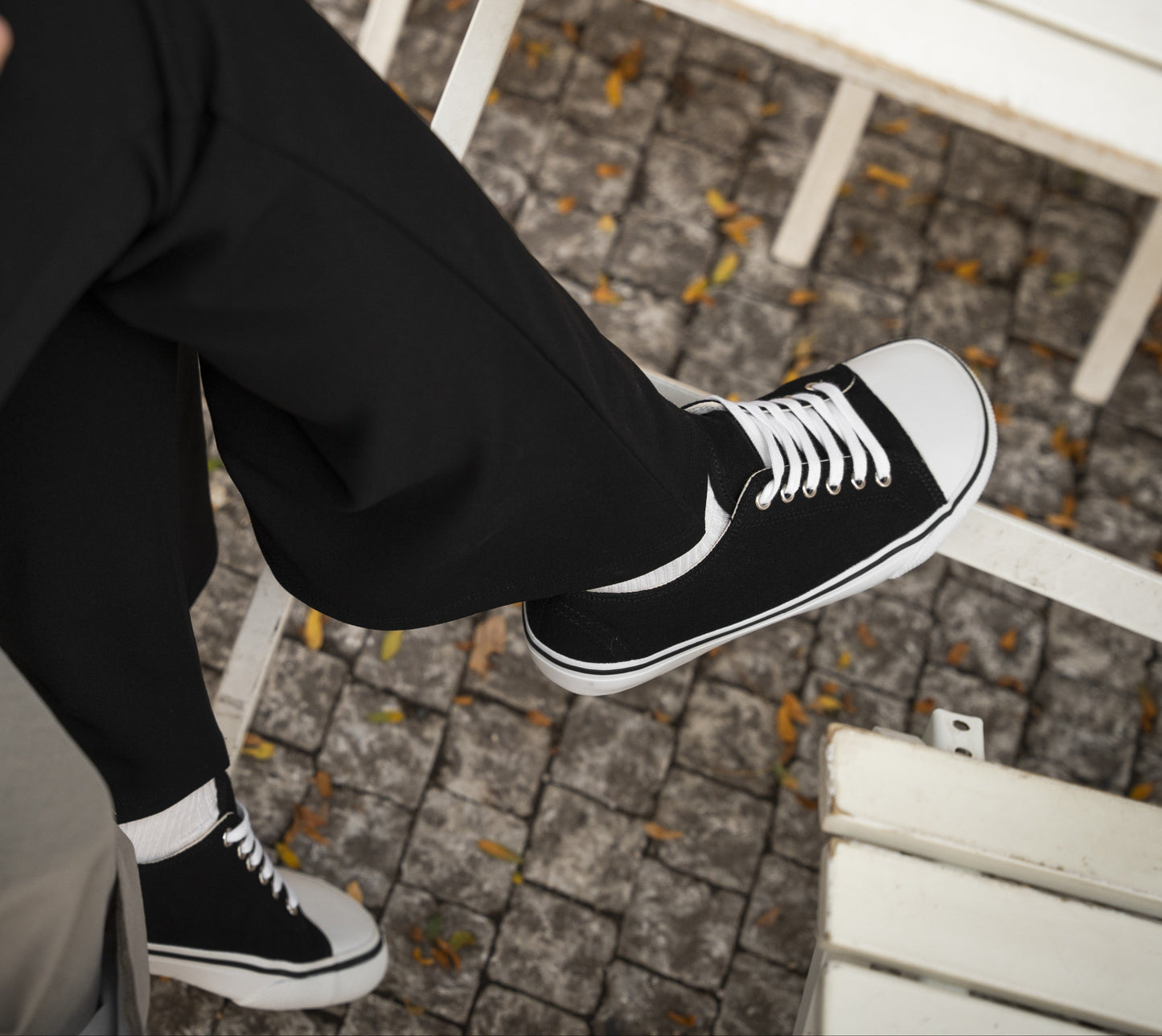 HERLIK Unisex Barefoot Sneakers