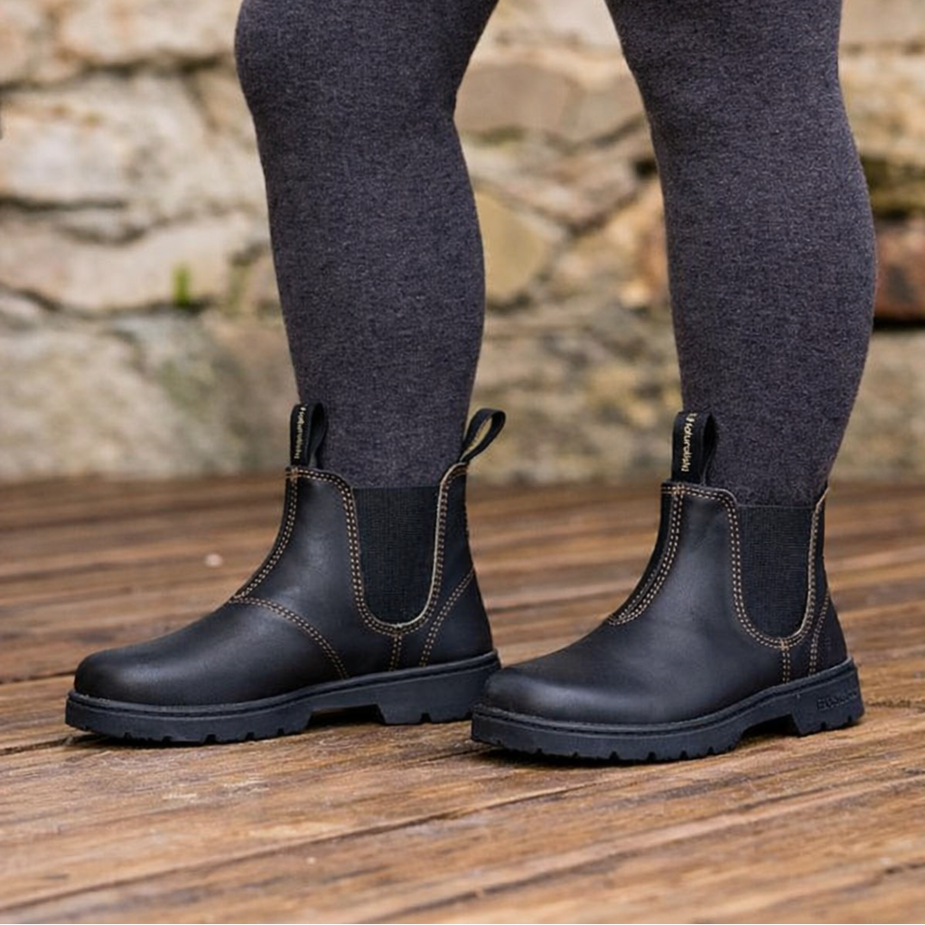 NOMADA N5262A Black Barefoot Chelsea Boots