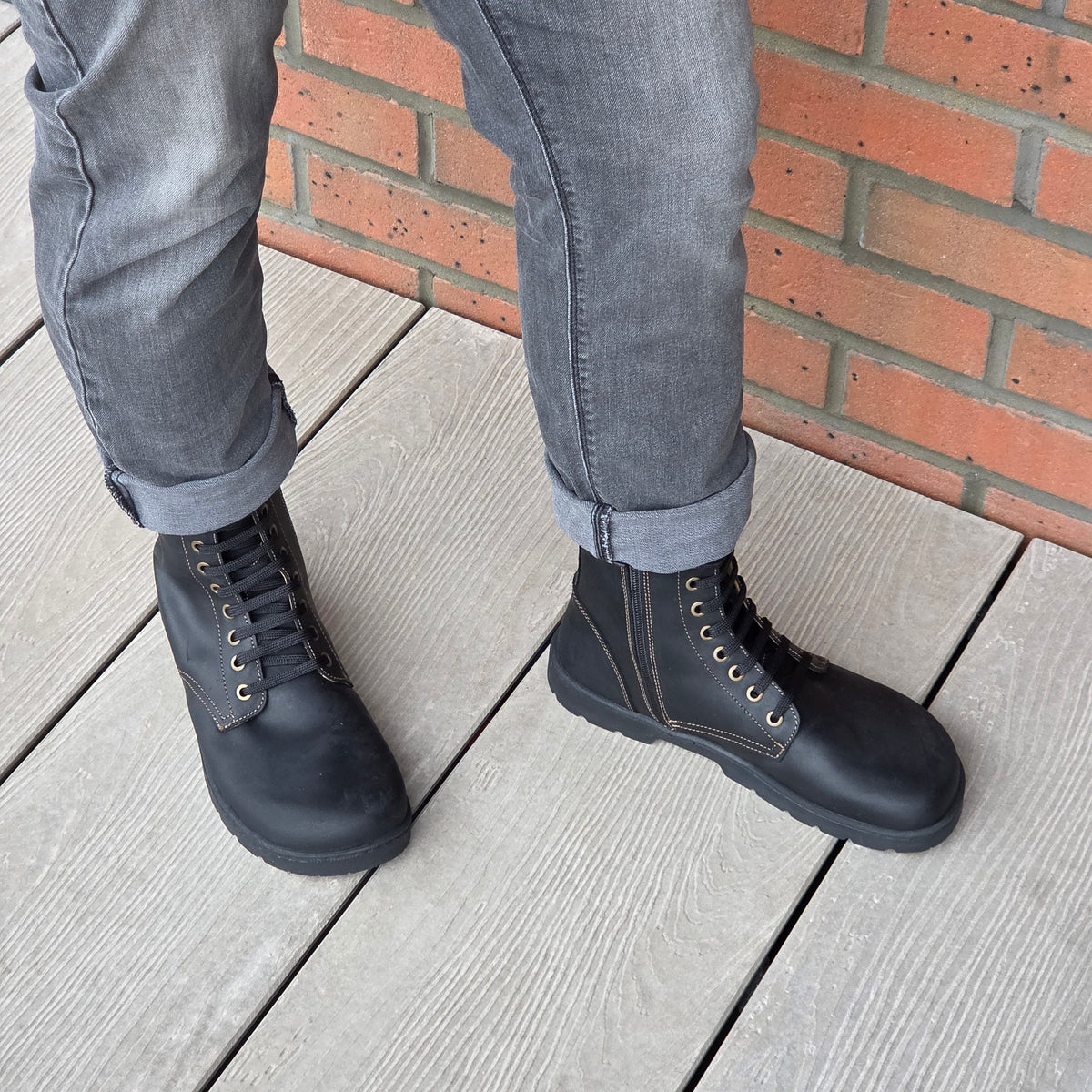 NOMADA N5264 Black barefoot lace-up boots