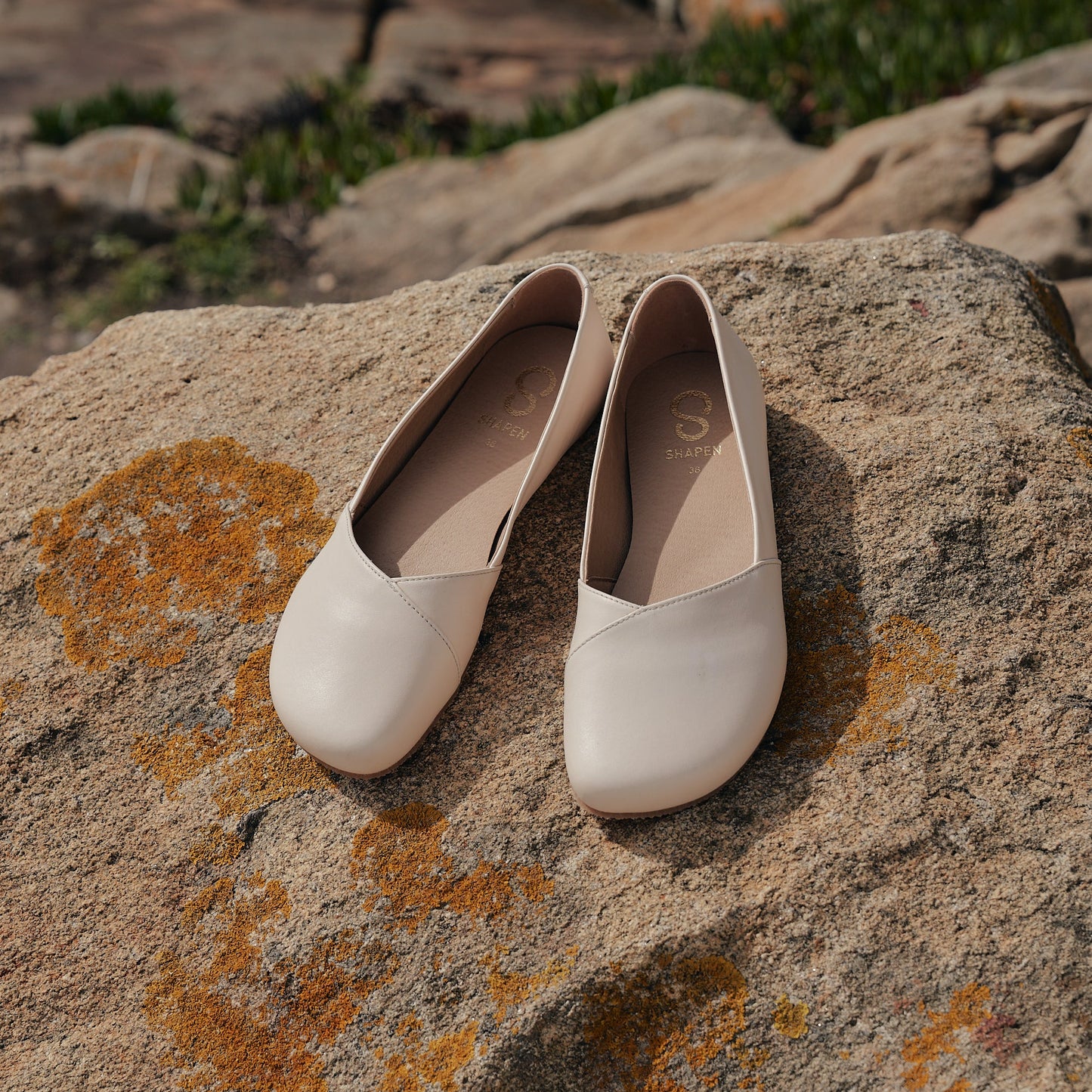 PEONY 2.0 Beige barefoot ballet flats