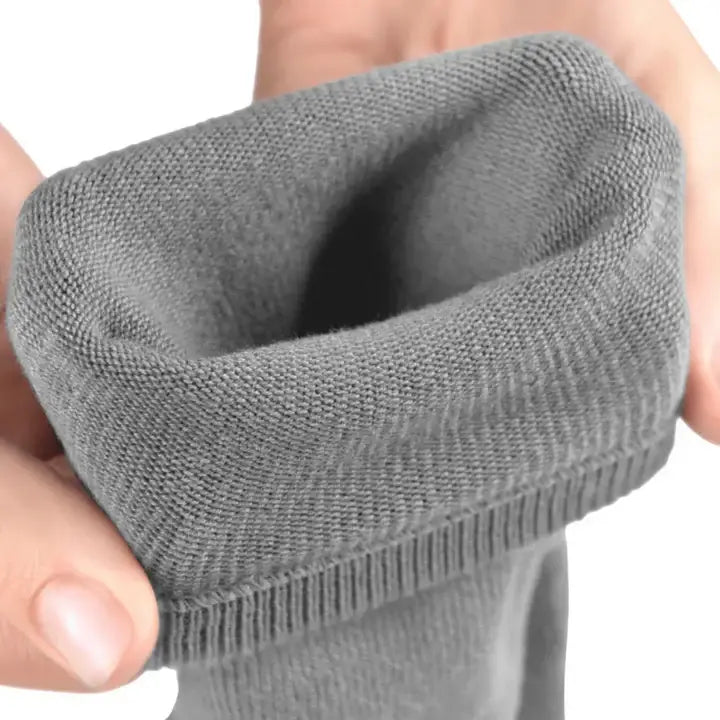 ESSENTIALS QUARTER Grey five-toe socks