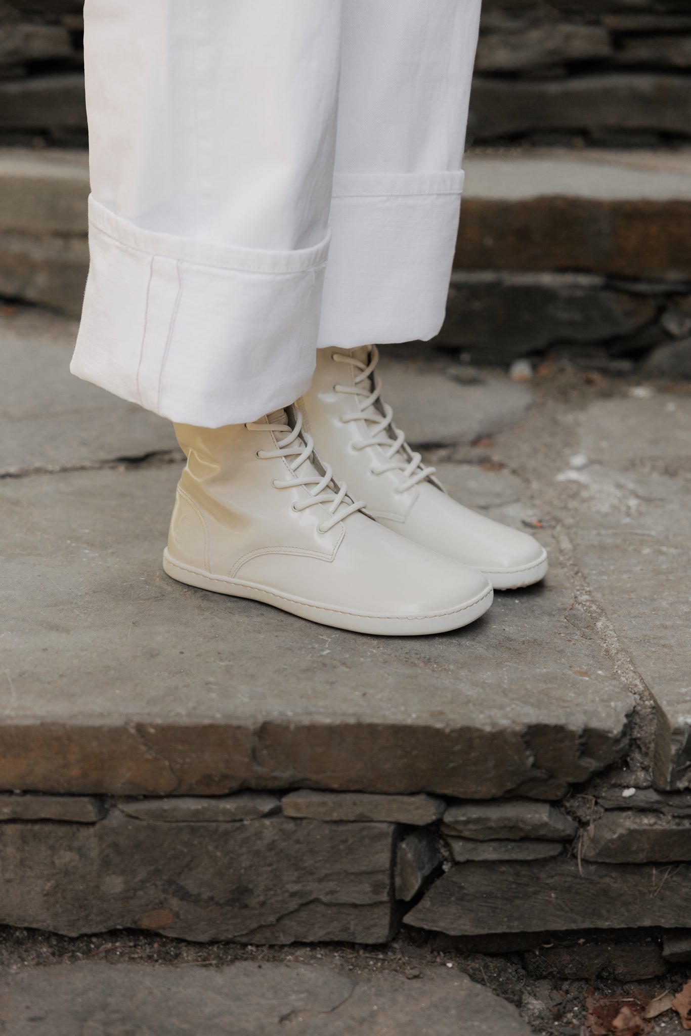 MAVERICK Glossy Vanilla