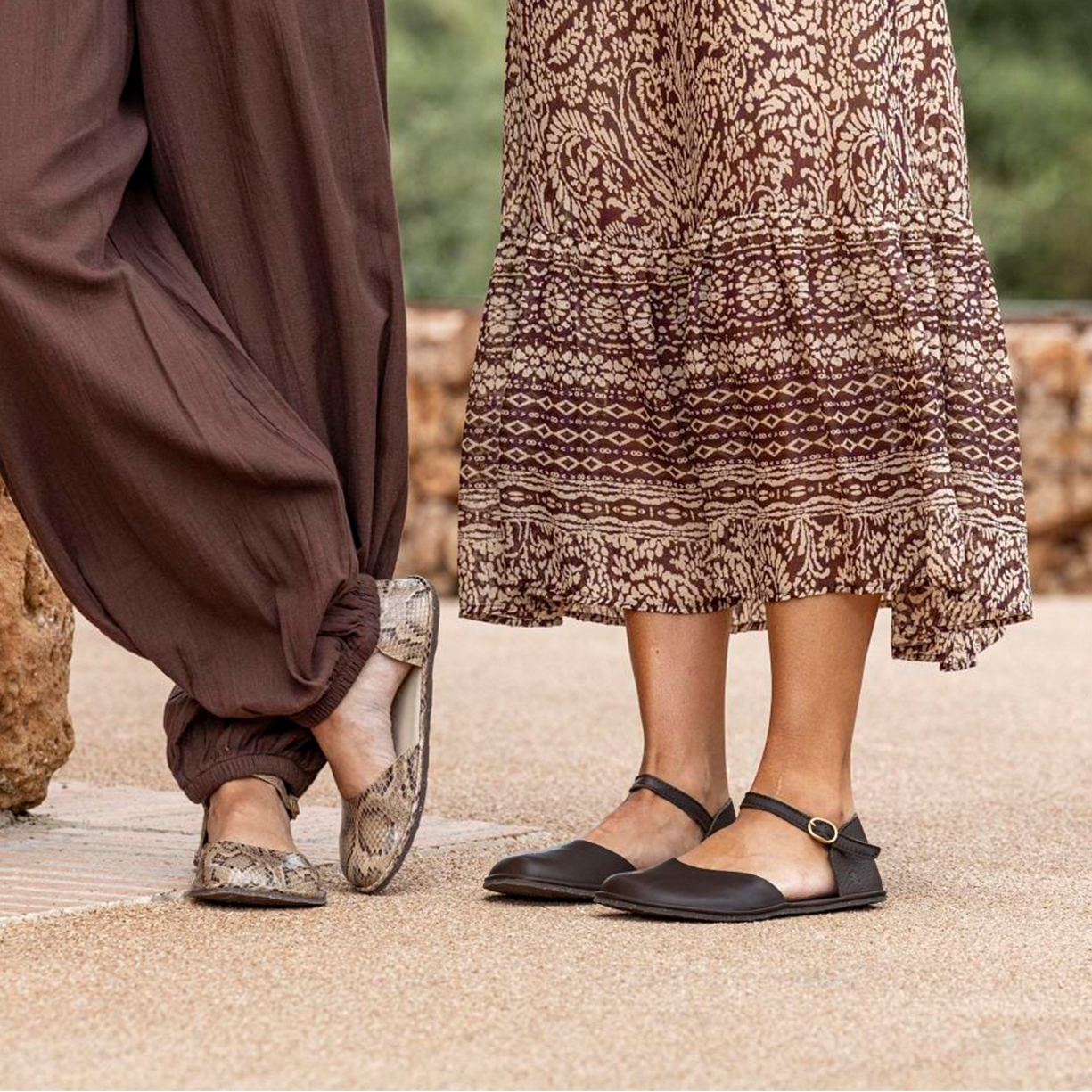 N5683 Black Barefoot Sandals